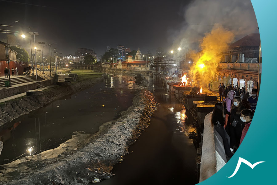 funeral-ceremony-at-bank-of-bagmati-river Sacred Delight: Enchanting Aura of Pashupatinath Temple in the Evening
